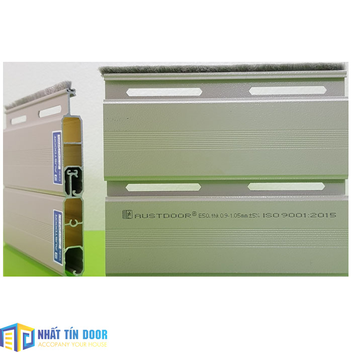 Cửa cuốn khe thoáng Đức Austdoor E50 nhôm giảm chấn